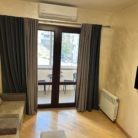 Comfortable Apartment In Center Erivan Dış mekan fotoğraf
