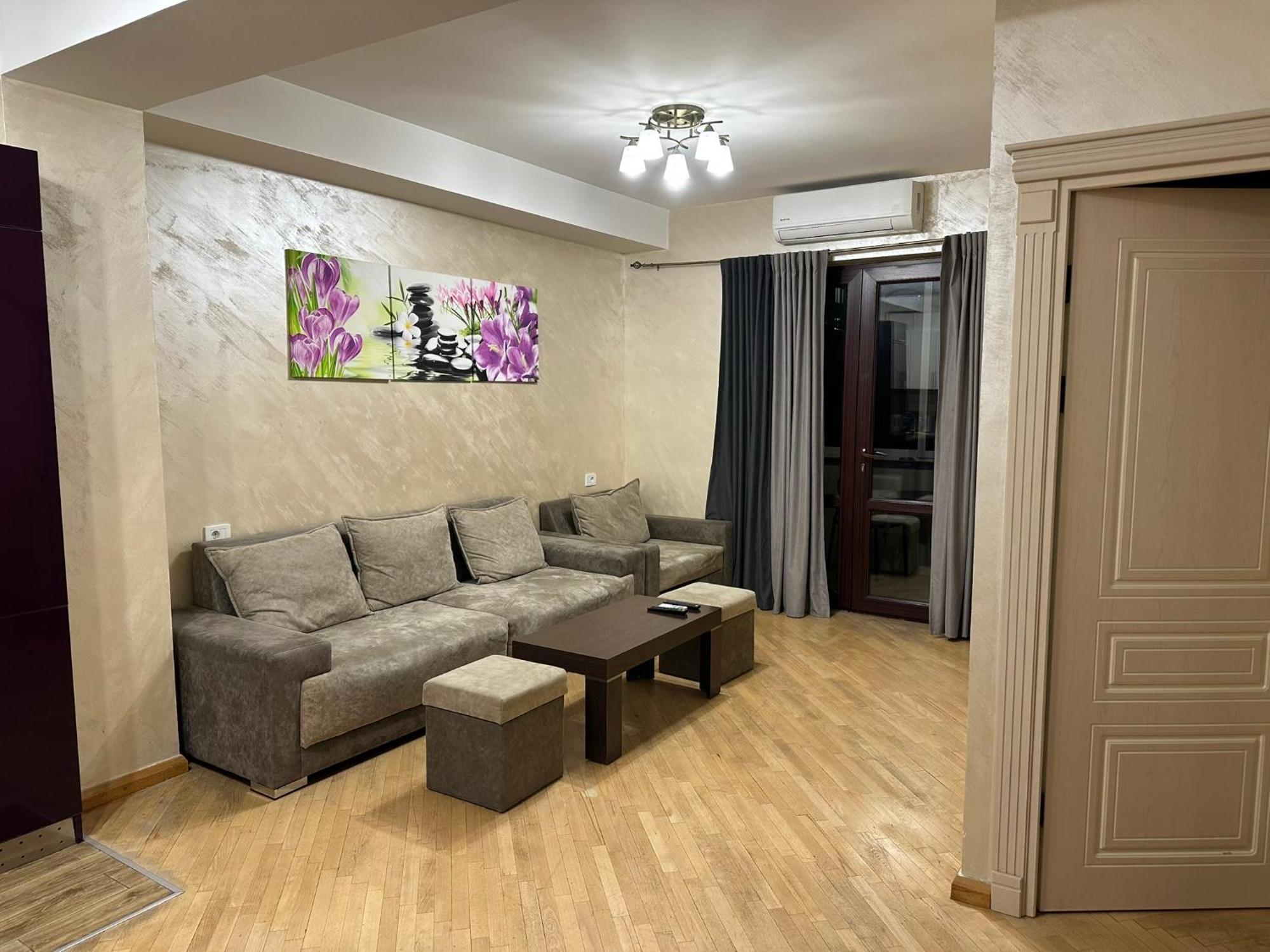 Comfortable Apartment In Center Erivan Dış mekan fotoğraf
